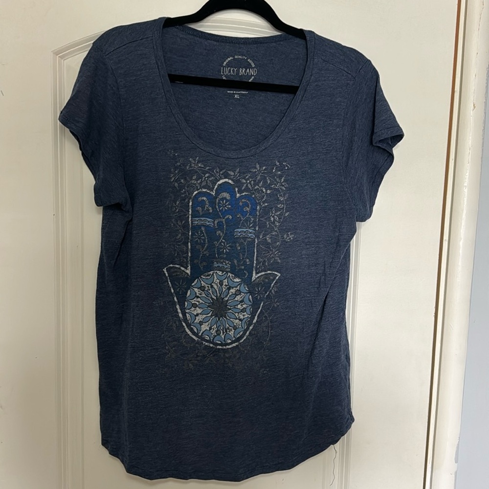 Women’s XXL Lucky Brand shirt